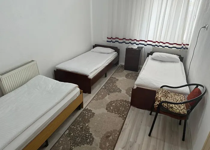 Guemues Отель *